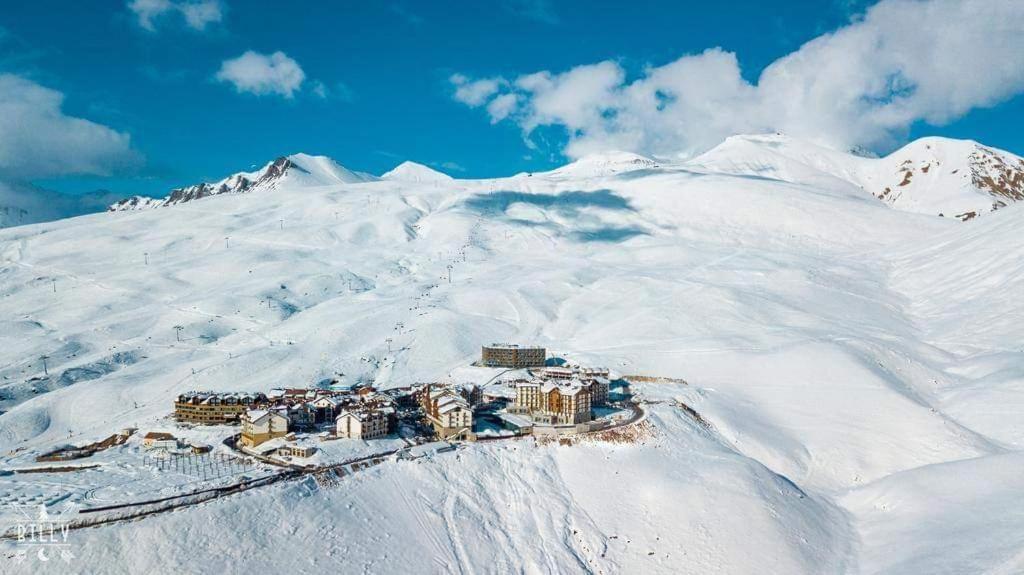 Redco №1 Apartament Gondola Lift Leilighet Gudauri Eksteriør bilde